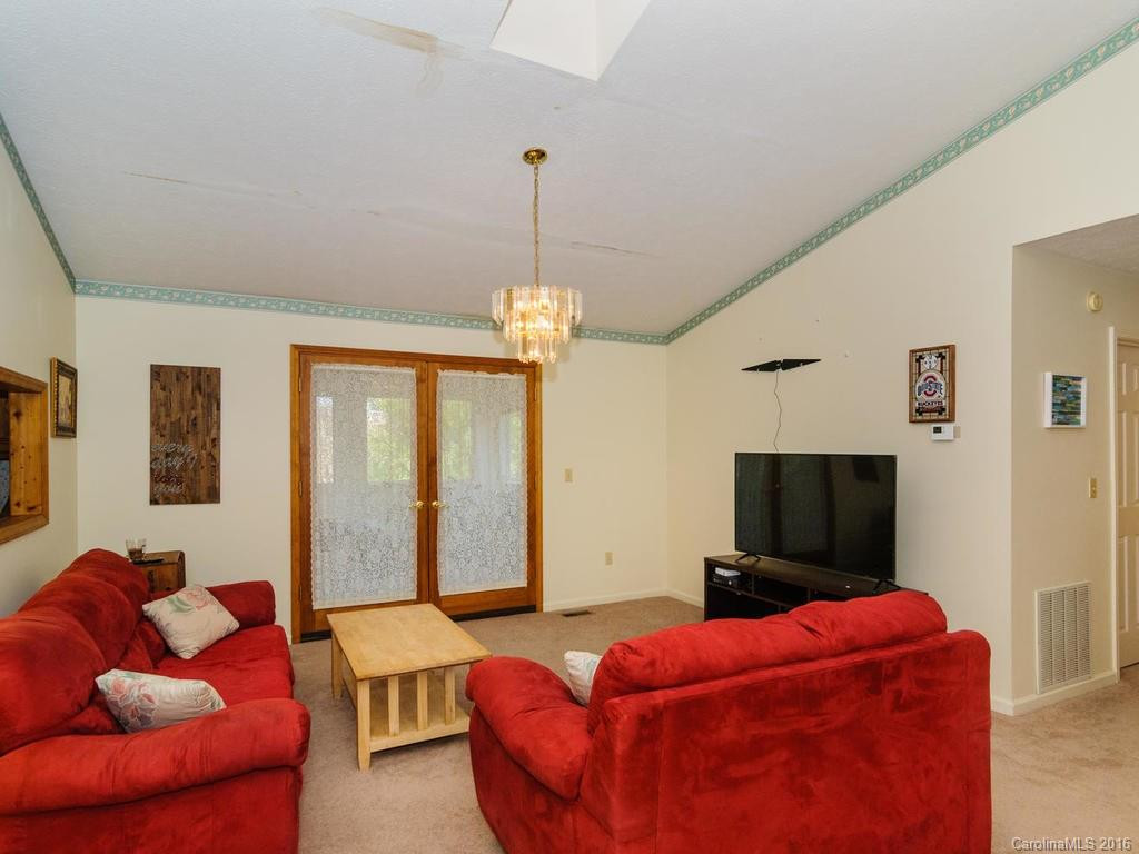 124 Serenity Circle - Photo 6