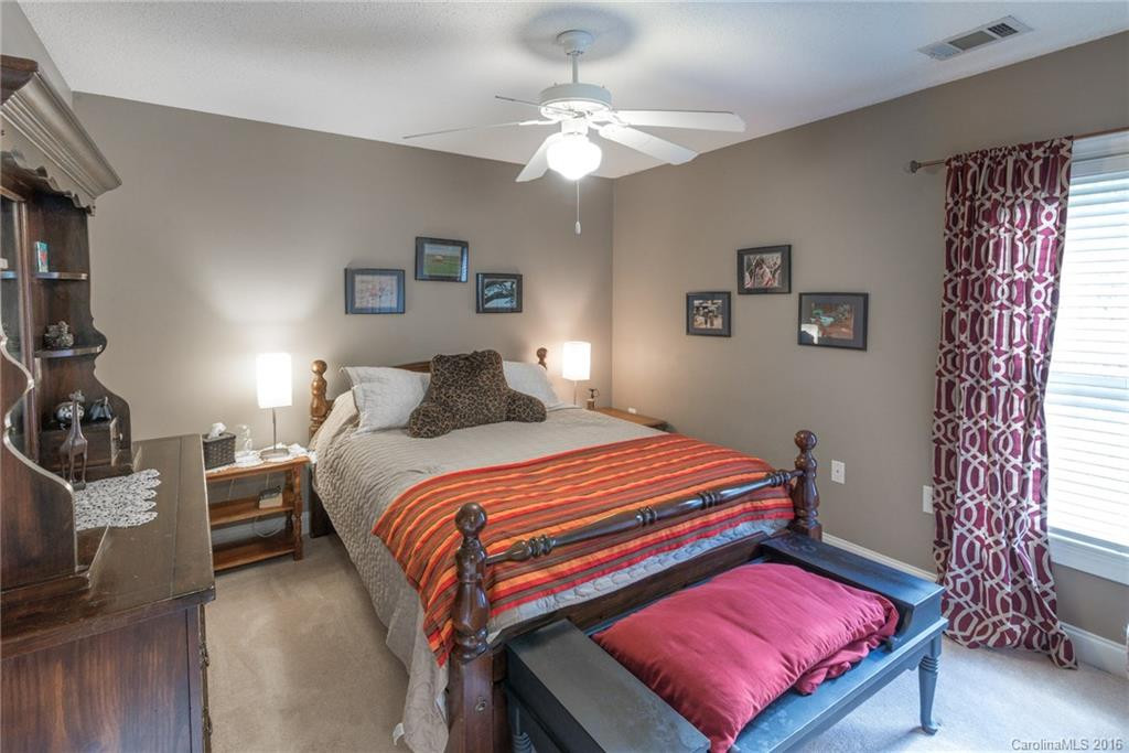 873 West Pointe Drive #31 - Photo 14