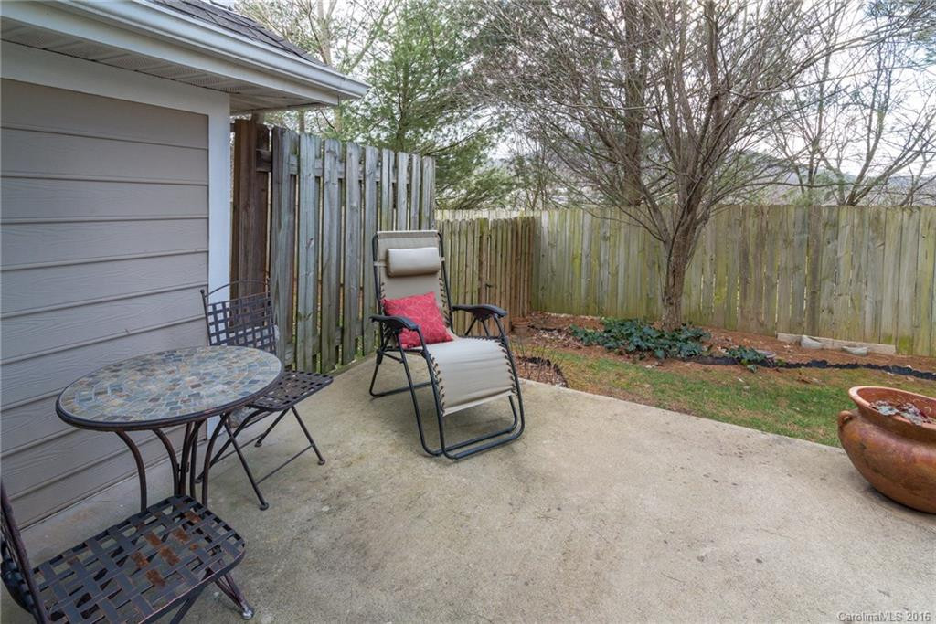873 West Pointe Drive #31 - Photo 17