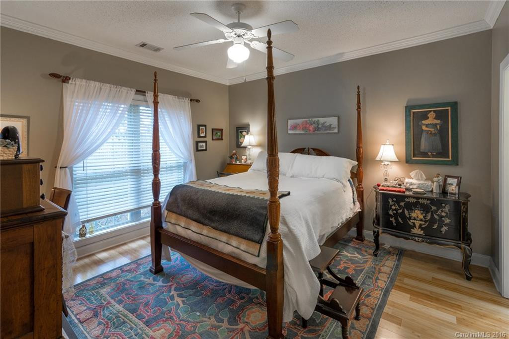 873 West Pointe Drive #31 - Photo 10