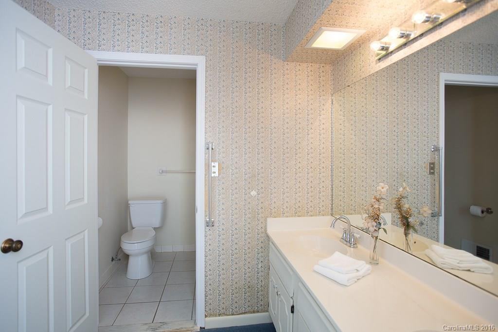 400 Crowfields Drive #R - Photo 11