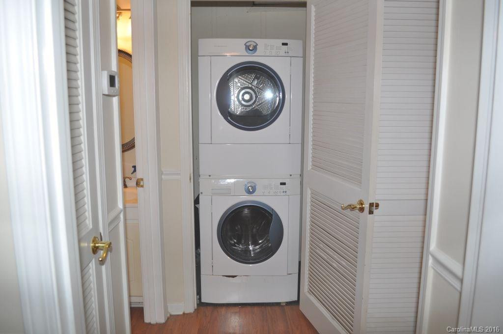 15 Lake Drive #D7 - Photo 12