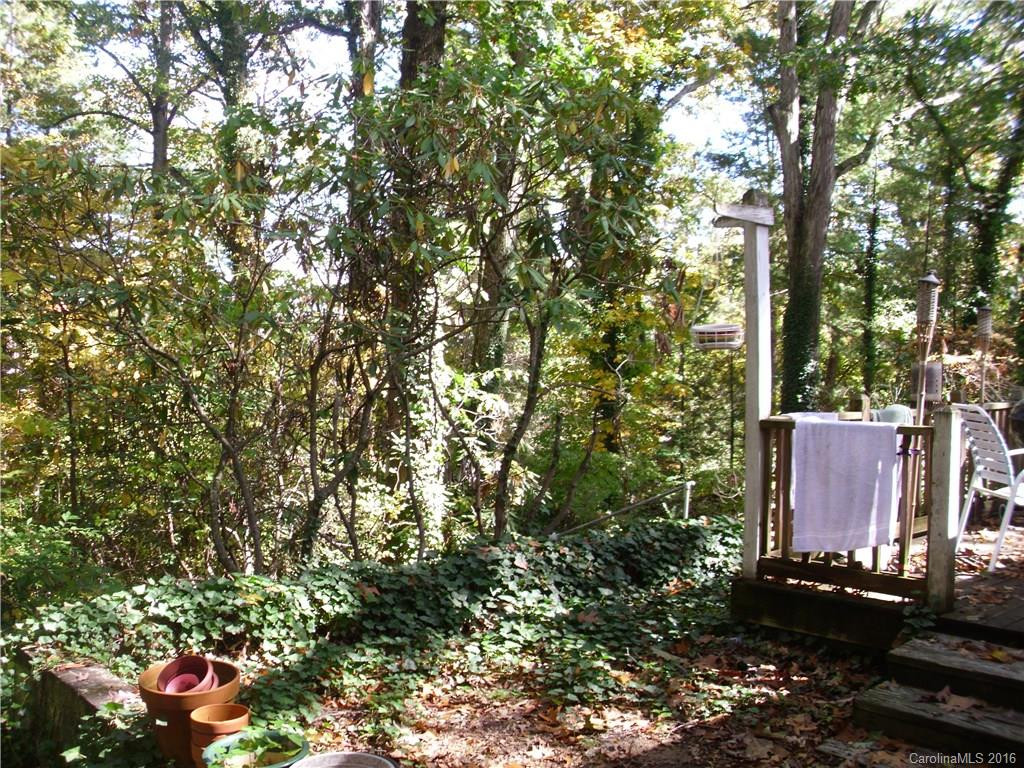 280 White Pine Drive - Photo 2