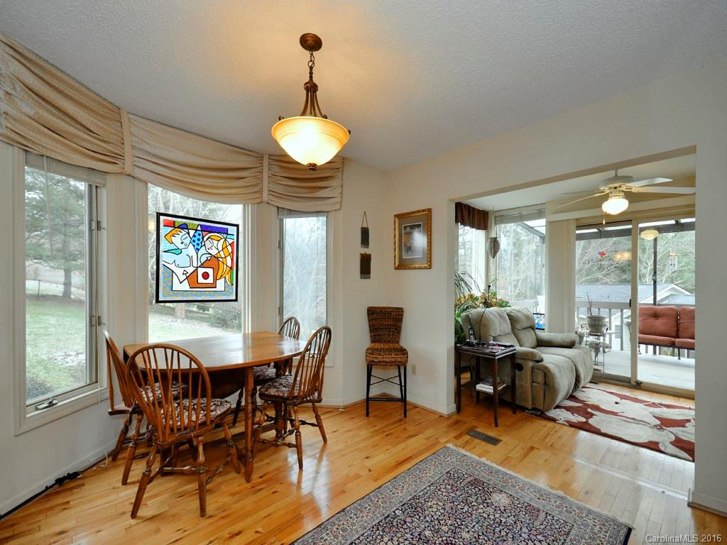 17 Scenic View Drive - Photo 4