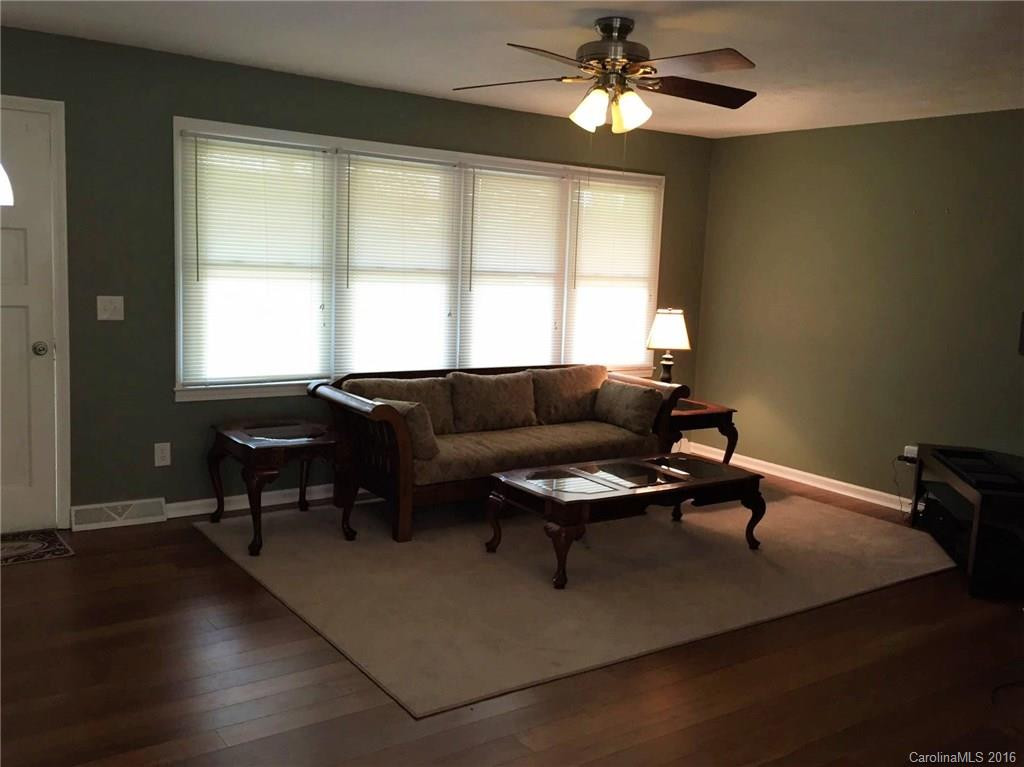 10 Dries Drive - Photo 3