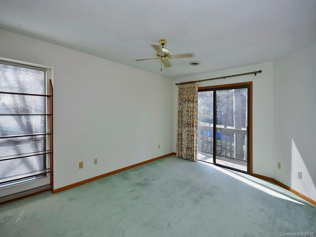 16 Ravencroft Lane #B - Photo 8