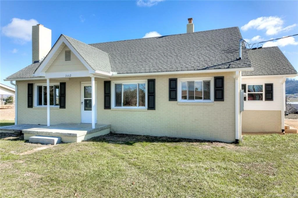 1662 Pilot Mountain Road