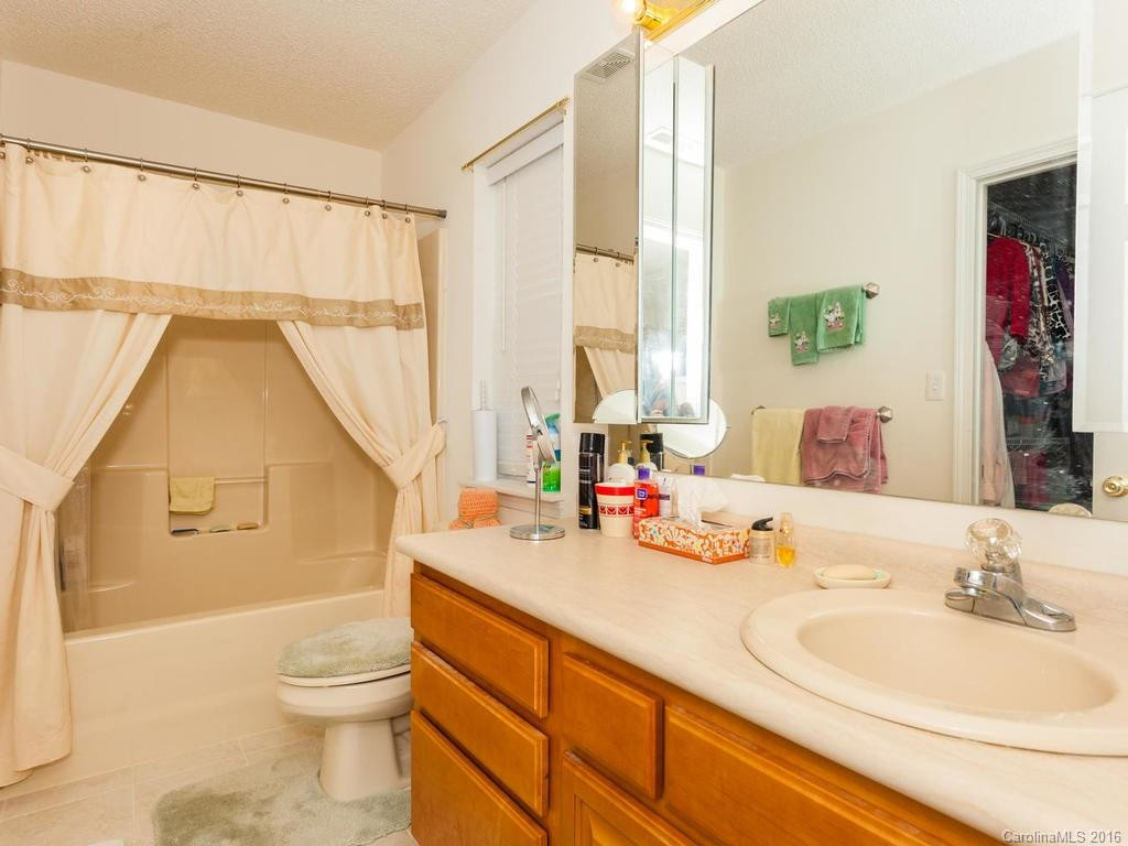 17 Robin Way - Photo 14