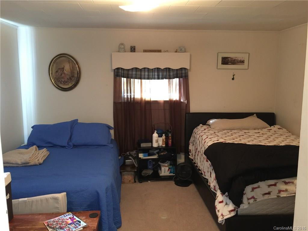 39 Sinclair Avenue - Photo 2