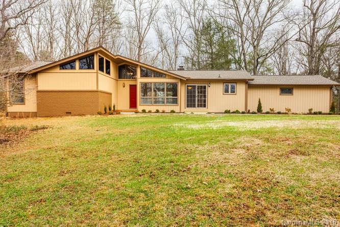 60 Boone Trail