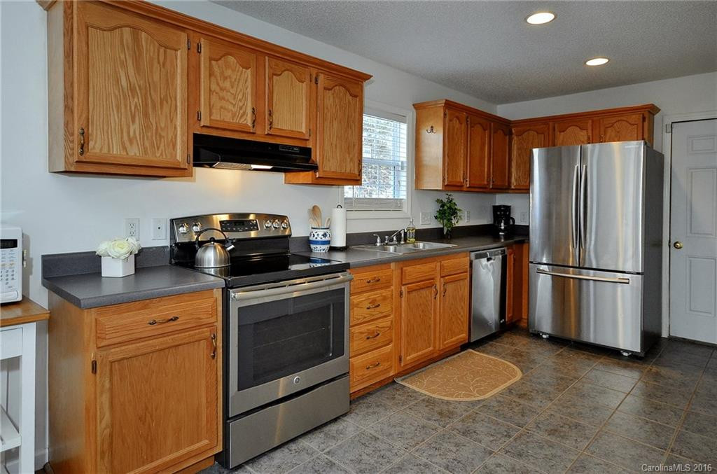 4 Barclay Road - Photo 6