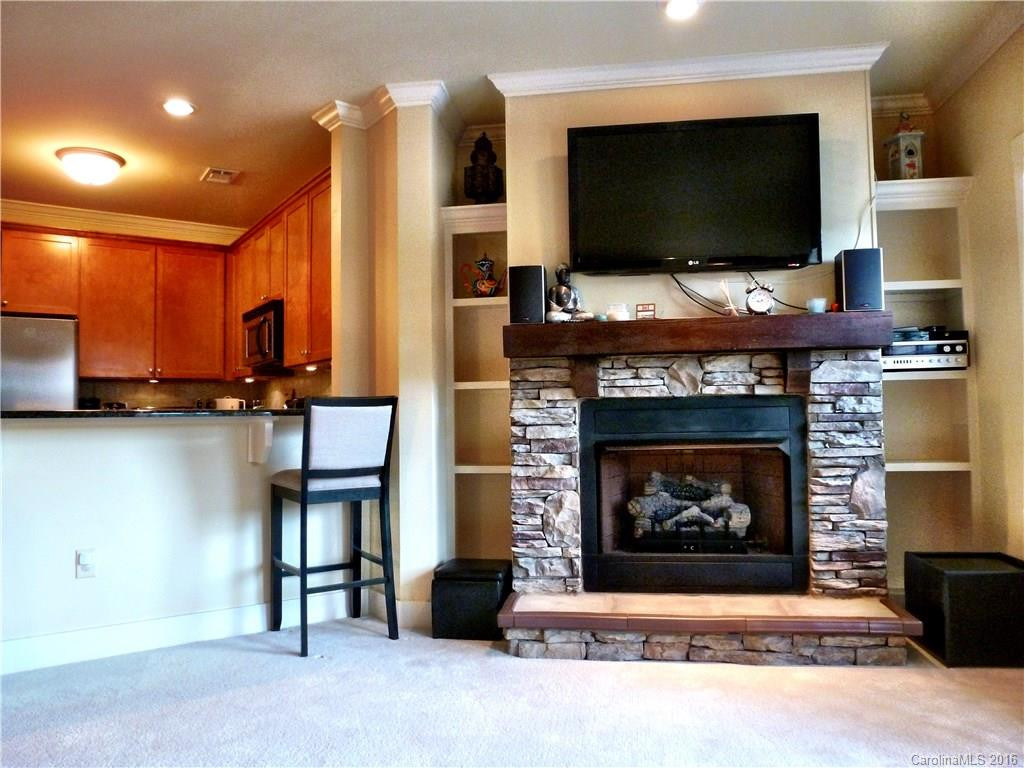 9 Kenilworth Knoll #314 - Photo 2