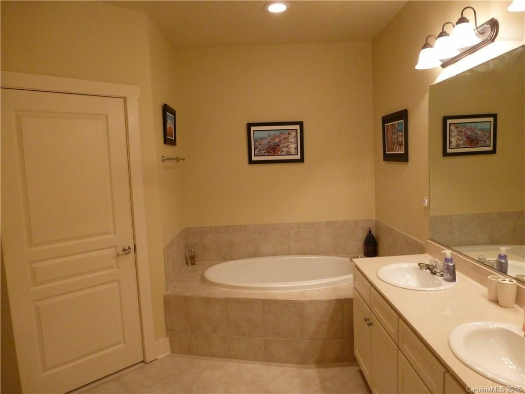 9 Kenilworth Knoll #314 - Photo 12