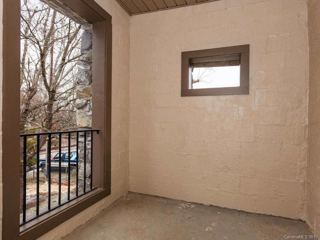 36 Cherokee Road - Photo 17
