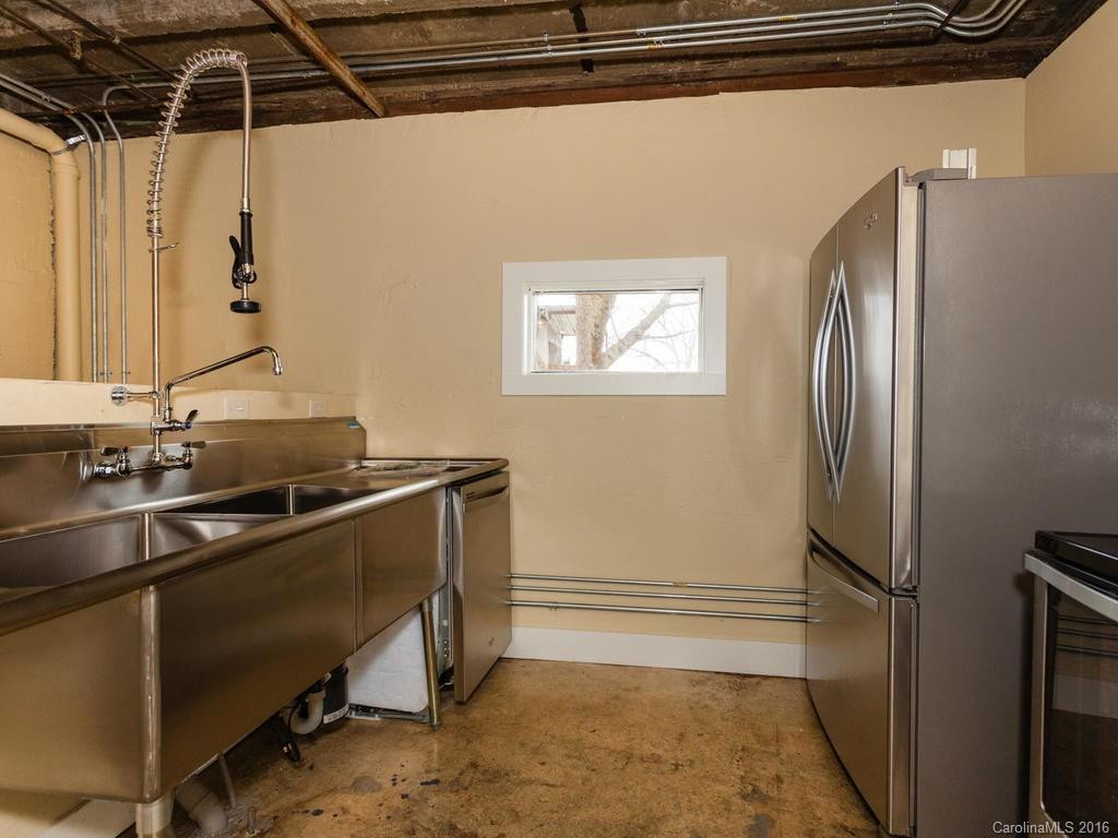 36 Cherokee Road - Photo 4