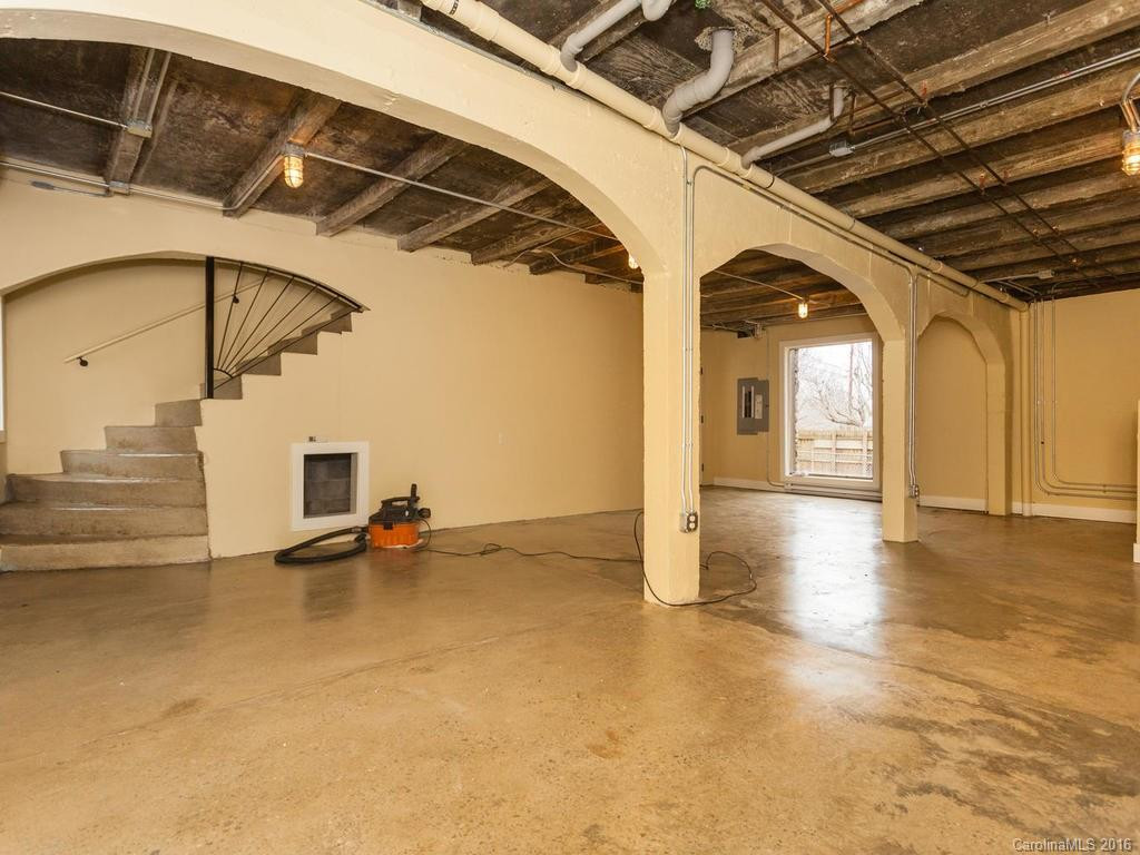 36 Cherokee Road - Photo 5