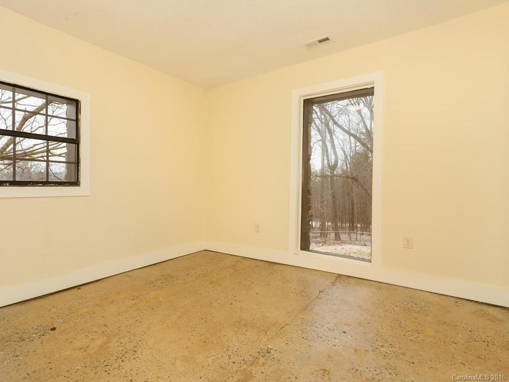 36 Cherokee Road - Photo 6