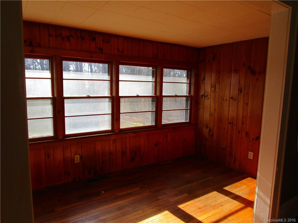 115 Holly Tree Circle - Photo 2