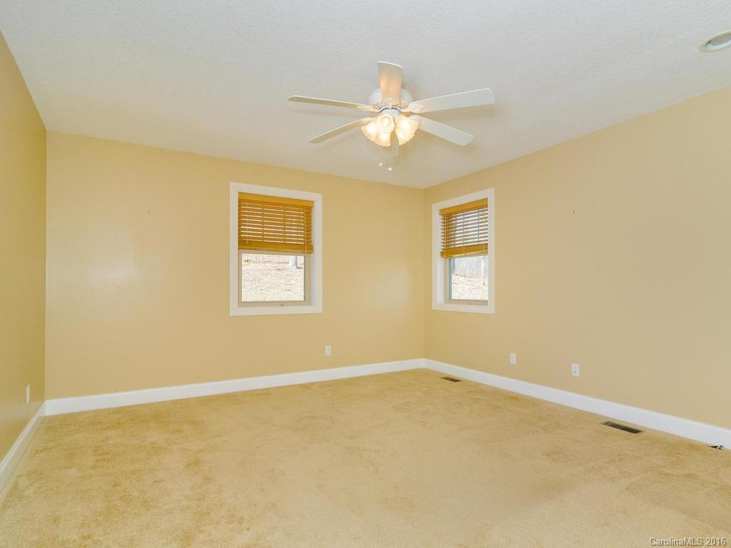 581 Silverglen Way - Photo 12