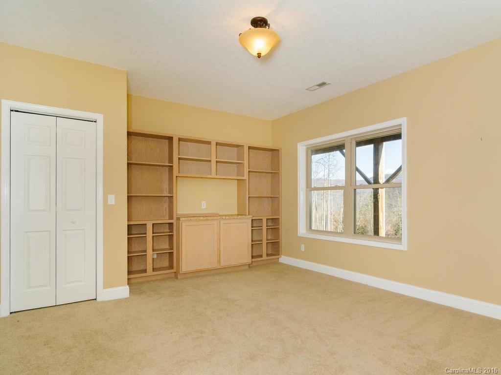 581 Silverglen Way - Photo 14