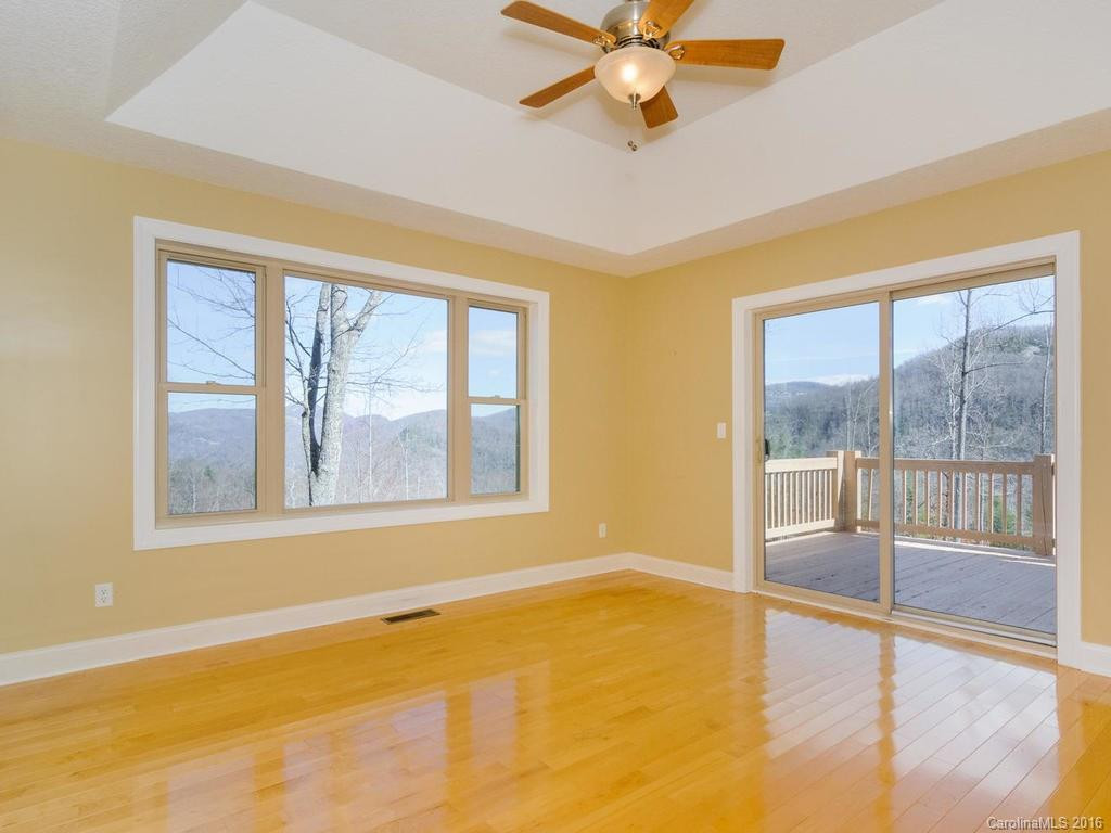 581 Silverglen Way - Photo 4
