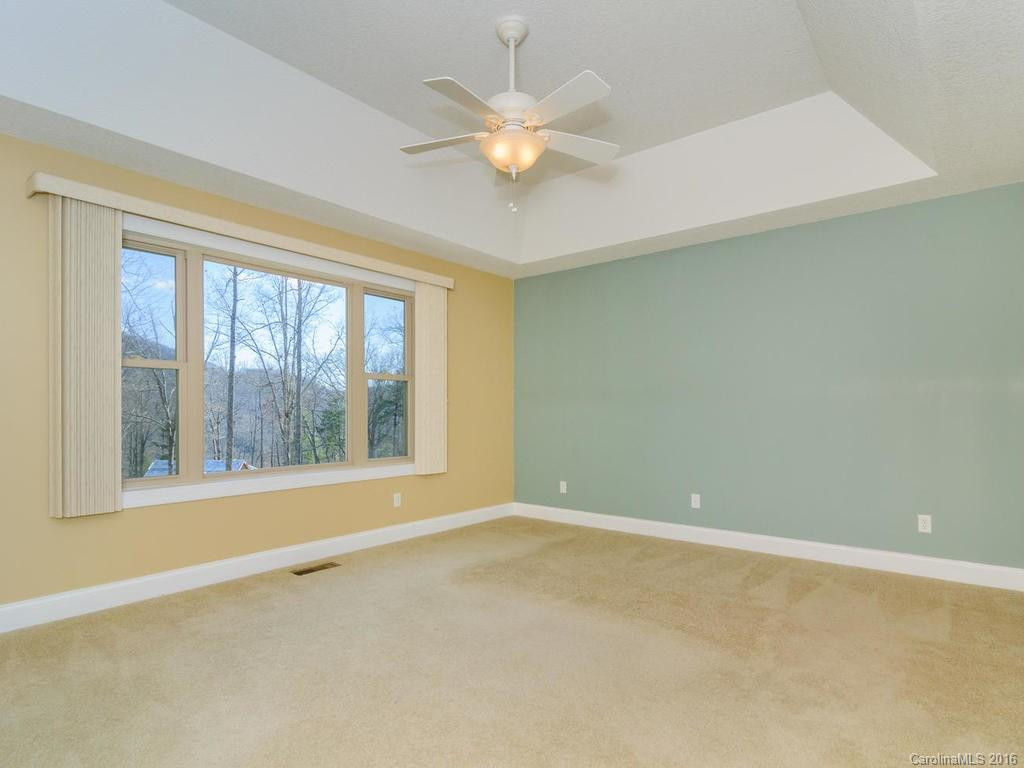 581 Silverglen Way - Photo 9