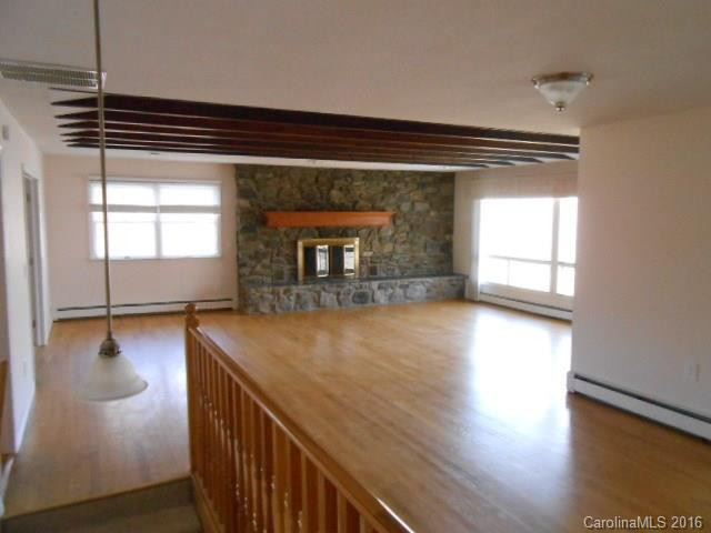 469 Pioneer Drive - Photo 3