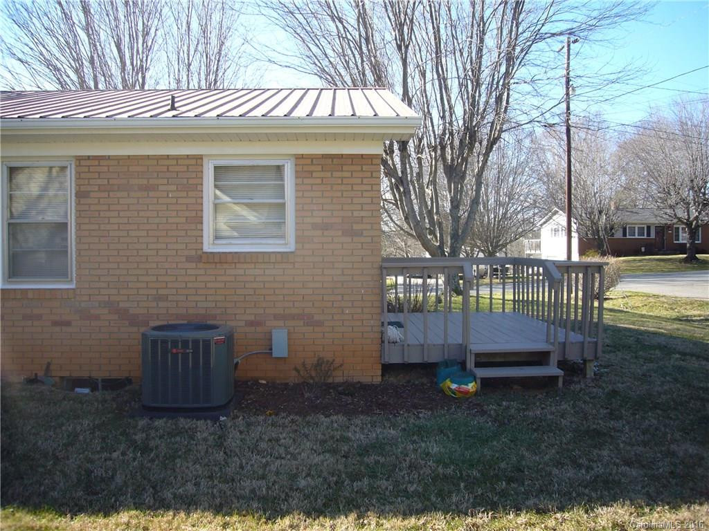 4 Metcalf Drive - Photo 23
