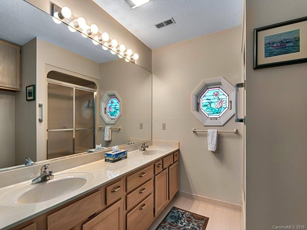 9 Stuart Circle - Photo 7