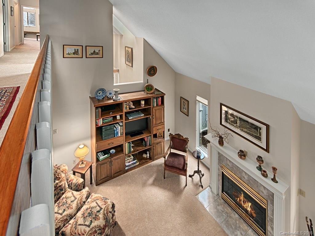 9 Stuart Circle - Photo 8