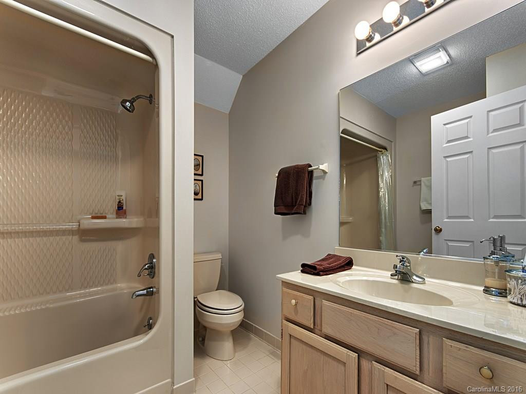 9 Stuart Circle - Photo 9