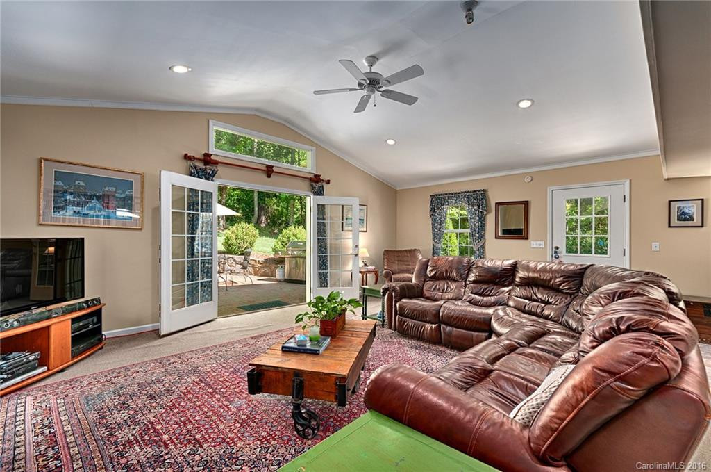 15 Park Road - Photo 14