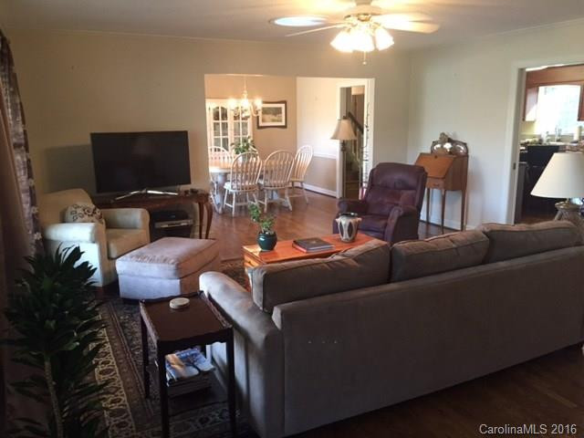 112 Hillcrest Circle - Photo 3