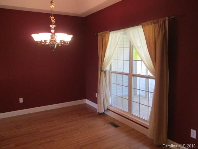 102 Ivy Meadows Drive - Photo 9