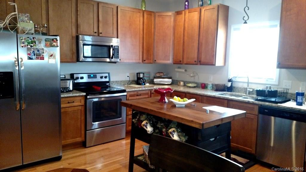 271 Paw Paw Cove - Photo 2