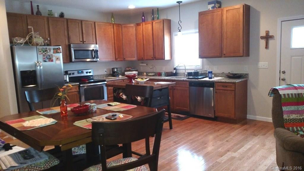 271 Paw Paw Cove - Photo 3