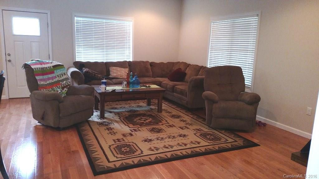 271 Paw Paw Cove - Photo 4