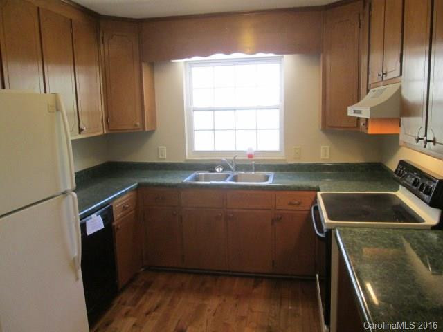 28 Capri Lane #2A - Photo 5