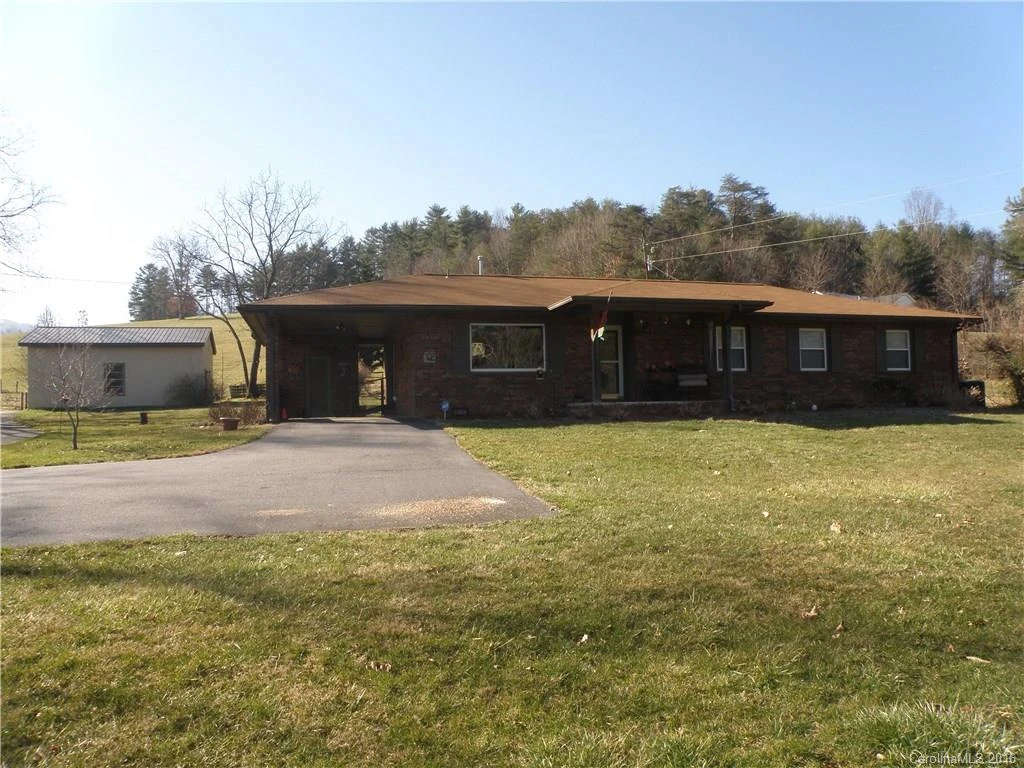 9 Old Weaver Farm Road