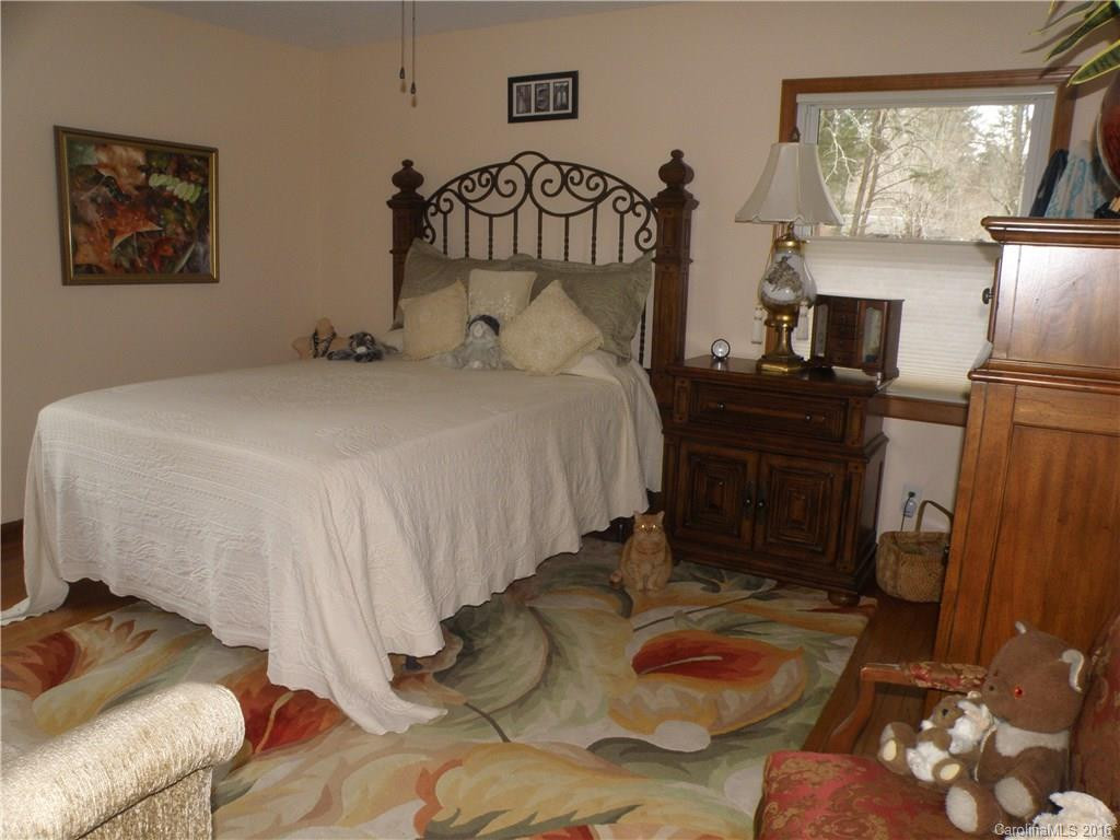 9 Old Weaver Farm Road - Photo 2