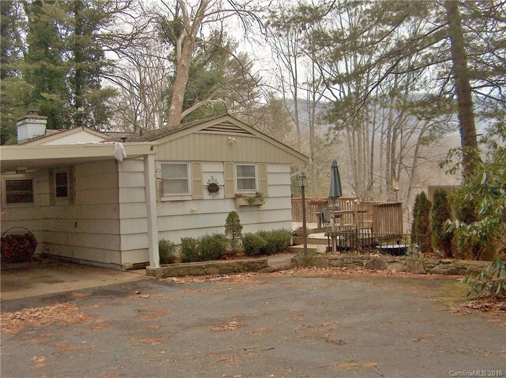 56 Lenoir Circle