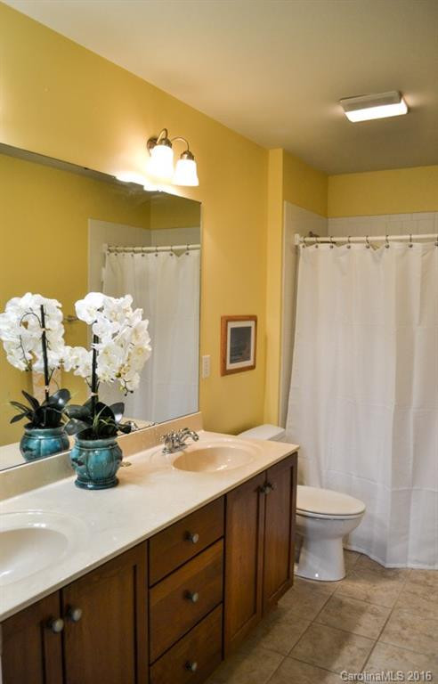 1672 Olmsted Drive - Photo 9