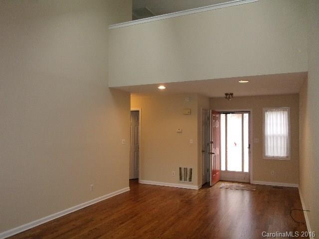 4 Briar Knoll Court #4 - Photo 2