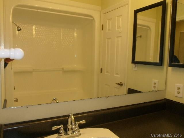 4 Briar Knoll Court #4 - Photo 15