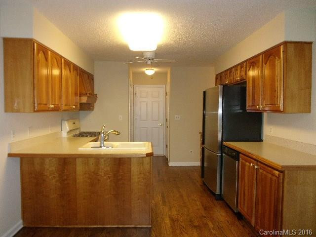 4 Briar Knoll Court #4 - Photo 5