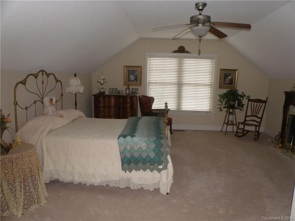 44 Mountain Meadow Circle #44 - Photo 14