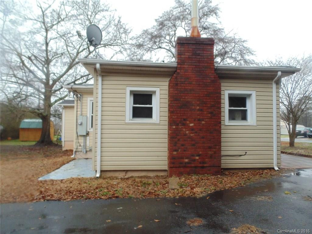 137 Walker Drive - Photo 2