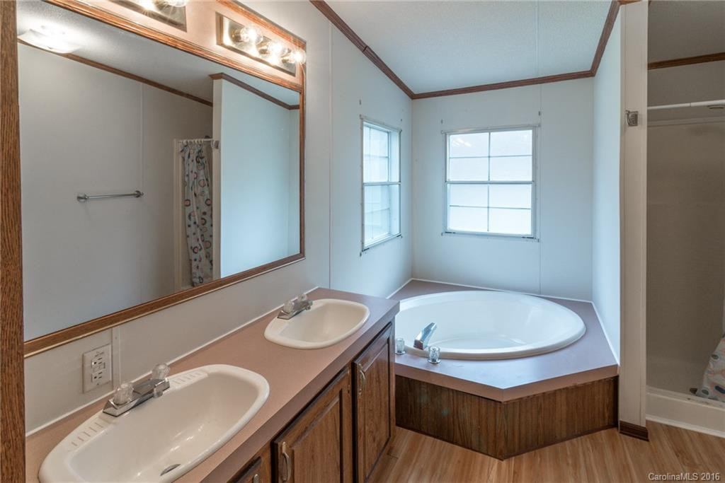 430 Lytle Cove Road - Photo 13