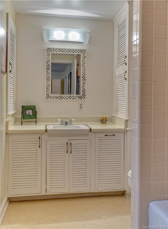 1760 Warrior Drive - Photo 16