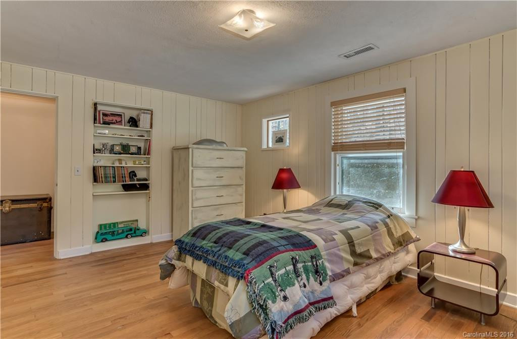 1760 Warrior Drive - Photo 17